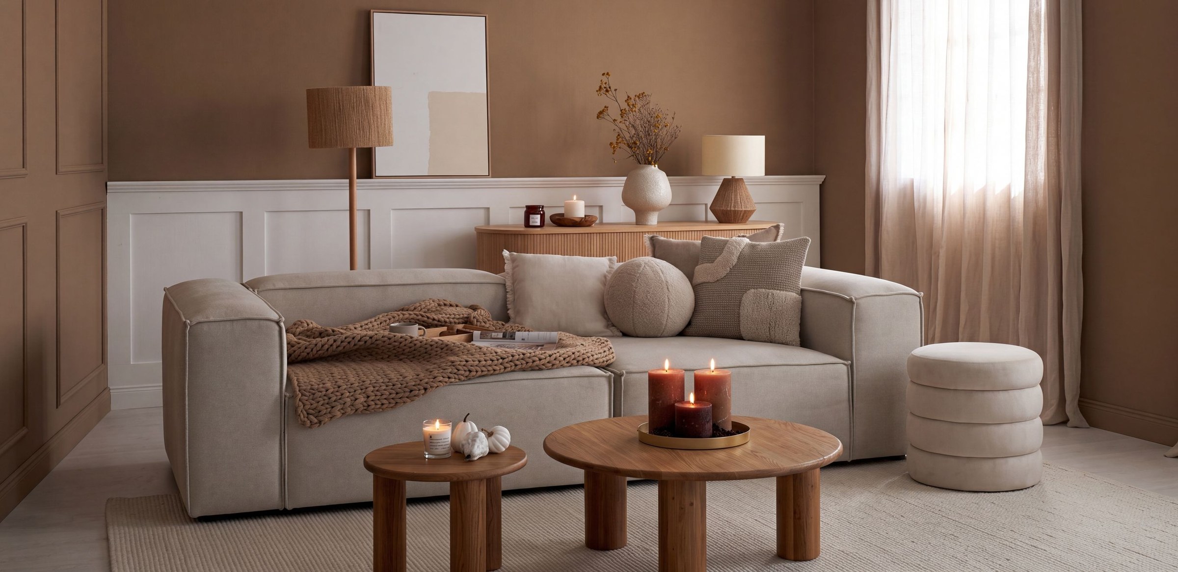 Idées cadeaux cocooning pour l’hiver : plaid, bougie, chaussons et boisson chaude